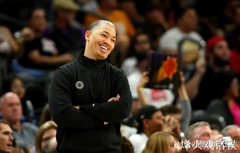 泰伦-卢：当比赛变得艰难时，你必须变得更坚韧，不要气馁