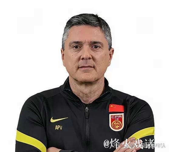 登顶全靠同行衬托，一数据揭示国米最大弱点