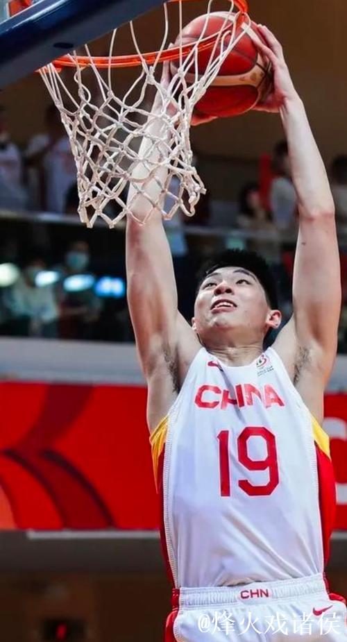 官方消息：篮网与中国球员崔永熙签下两年双向合同