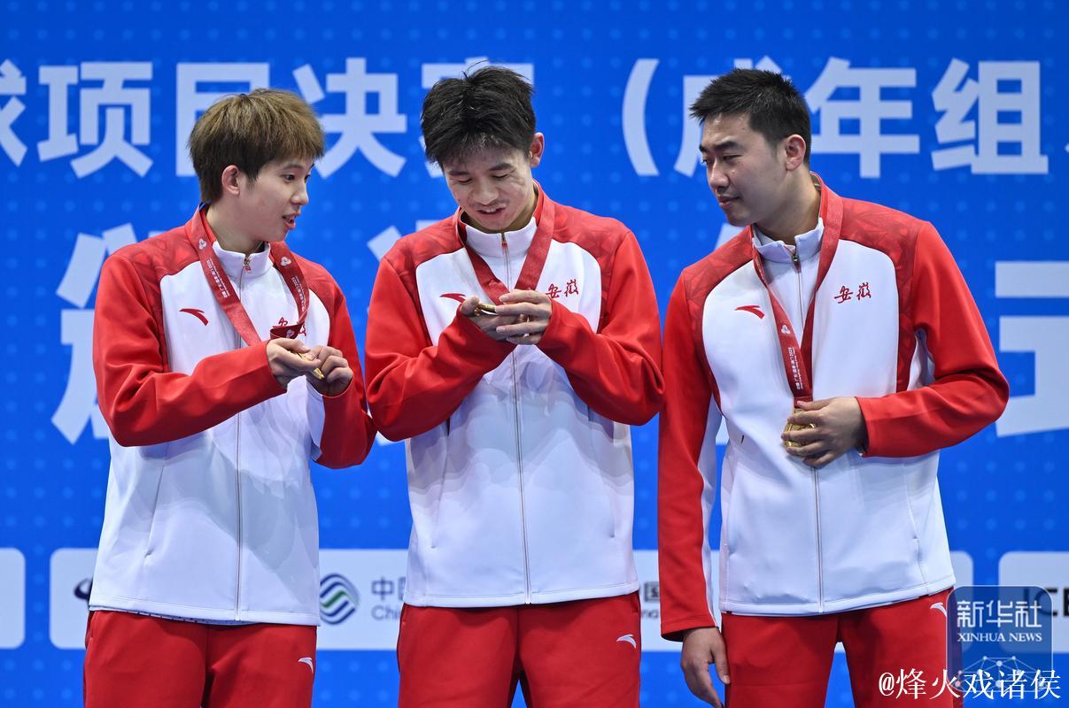 安徽搭档刘阳与刘毅勇夺全运会羽毛球男子双打冠军 安徽搭档刘阳与刘毅勇夺全运会羽毛球男子双打冠军